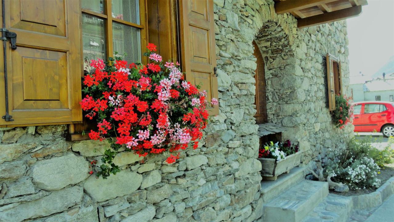 Bait Da Pizabela Hotel Livigno Exterior photo